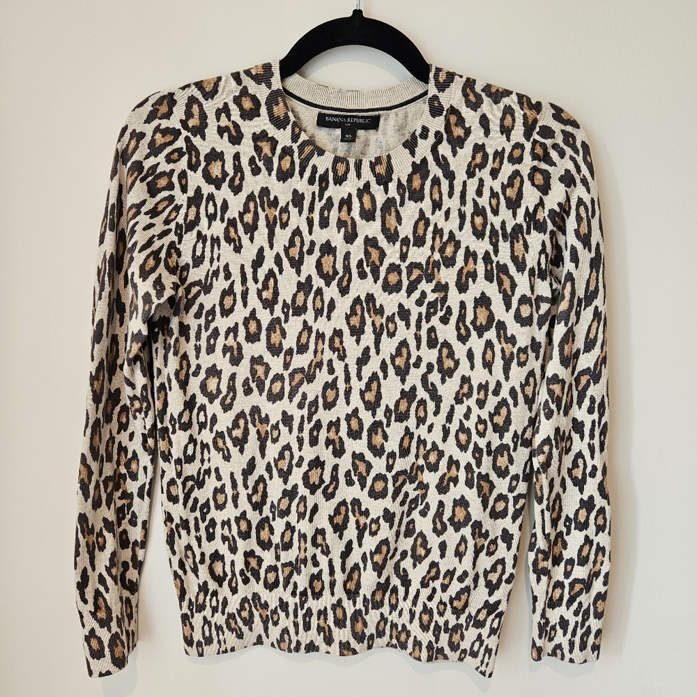 Banana Republic Factory Leopard Print Sweater Size XS